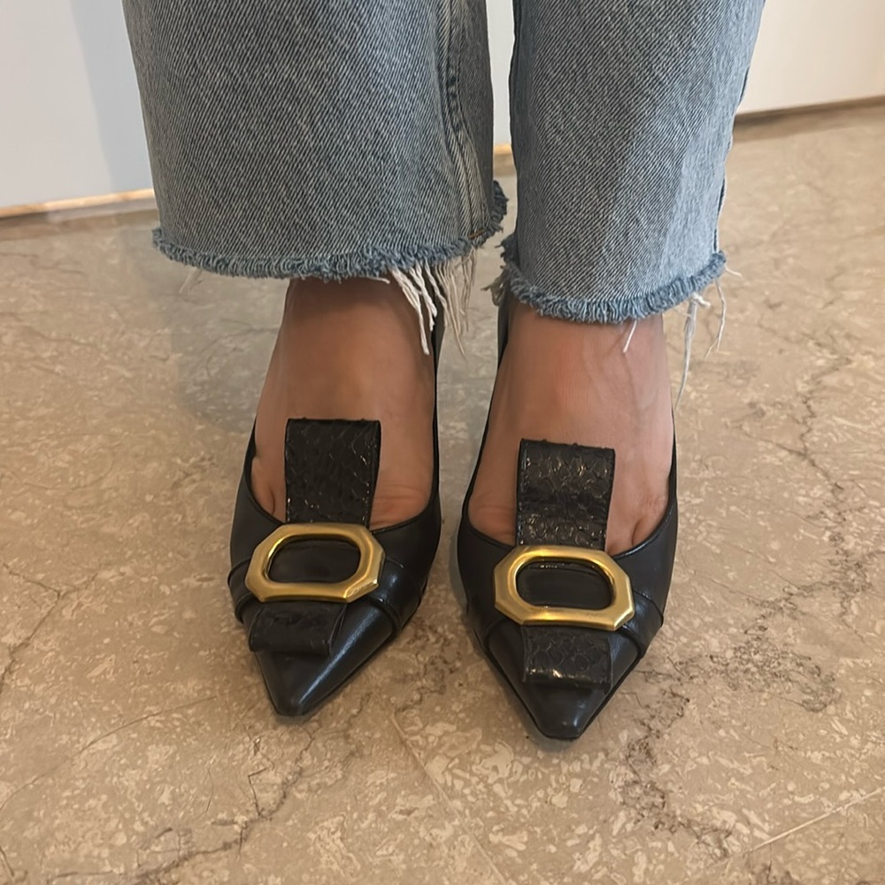 Vintage Escada Pump.